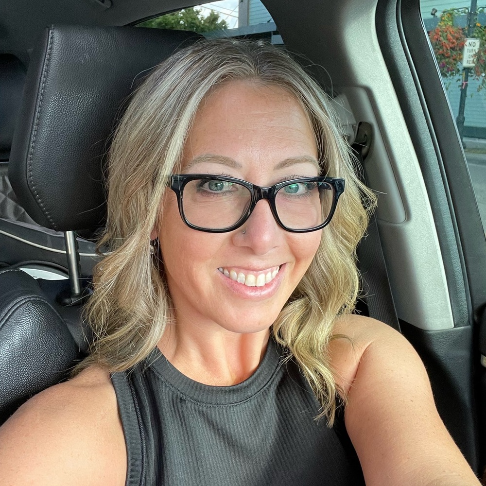 Meet your Posher, Amy